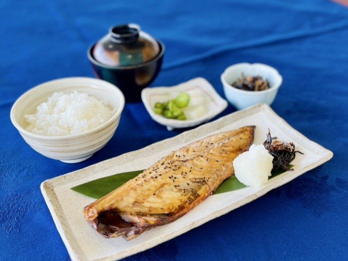 サバの塩焼